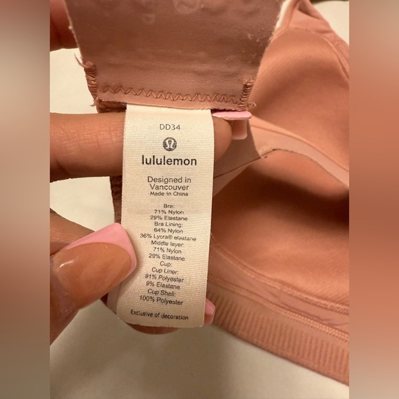 Lululemon All Powered Up Bra - Picture 6 of 8